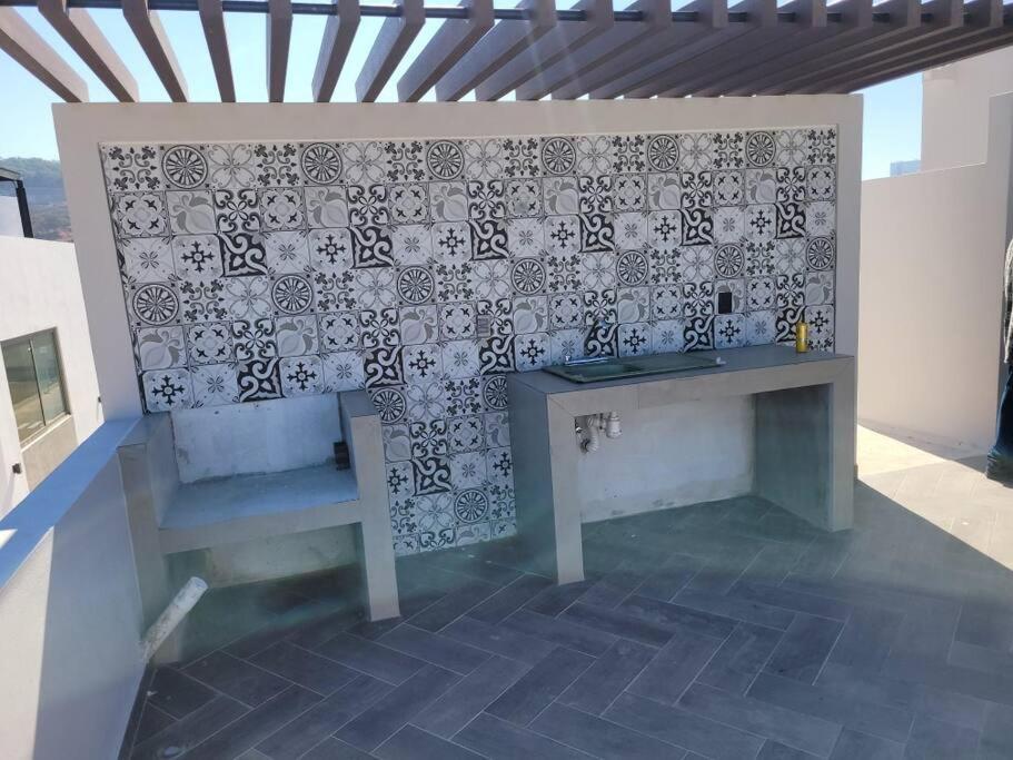 2Br-3Ba Condo Block From Beach W Rooftop Jacuzzi Mazatlán Exteriör bild