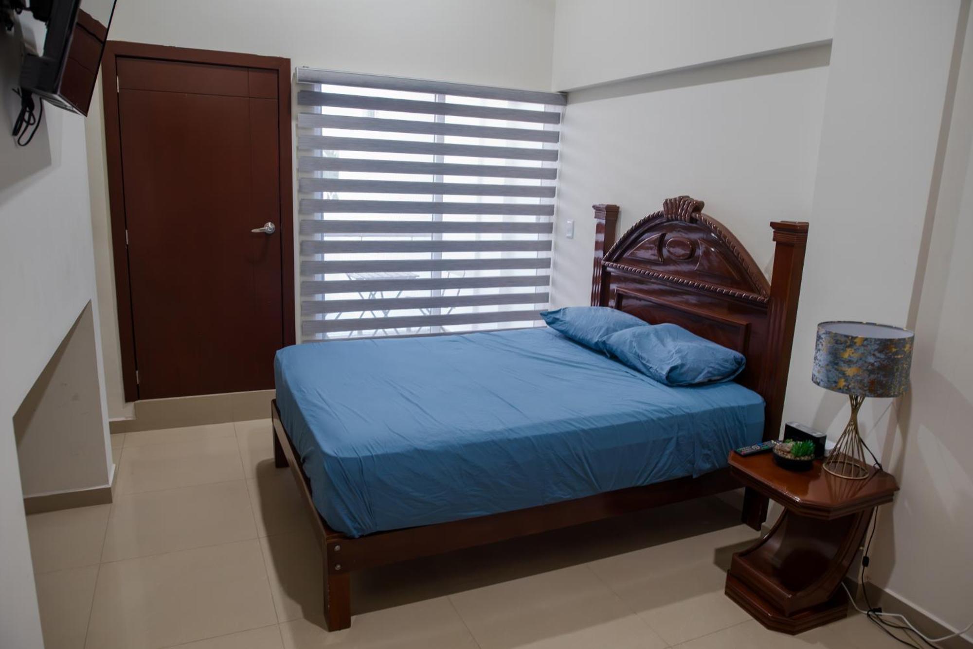 2Br-3Ba Condo Block From Beach W Rooftop Jacuzzi Mazatlán Exteriör bild